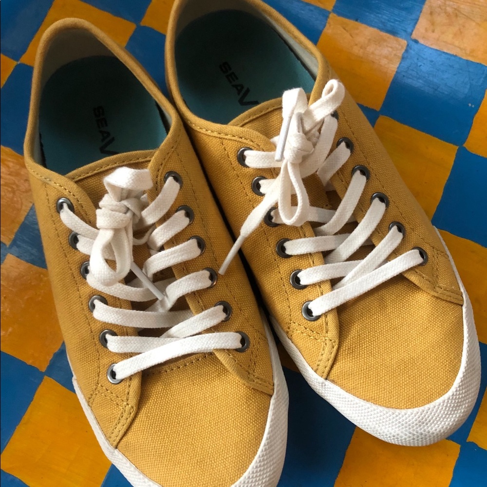 Seavees Womens 6.5